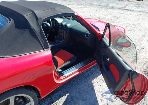 2004 Mazda Mazdaspeed Mx-5 Miata Cloth z USA, uszkodzony, nr VIN JM1NB354040409831